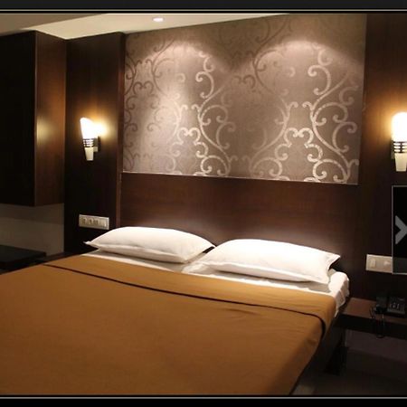 Hotel Aashraya Mysore Εξωτερικό φωτογραφία